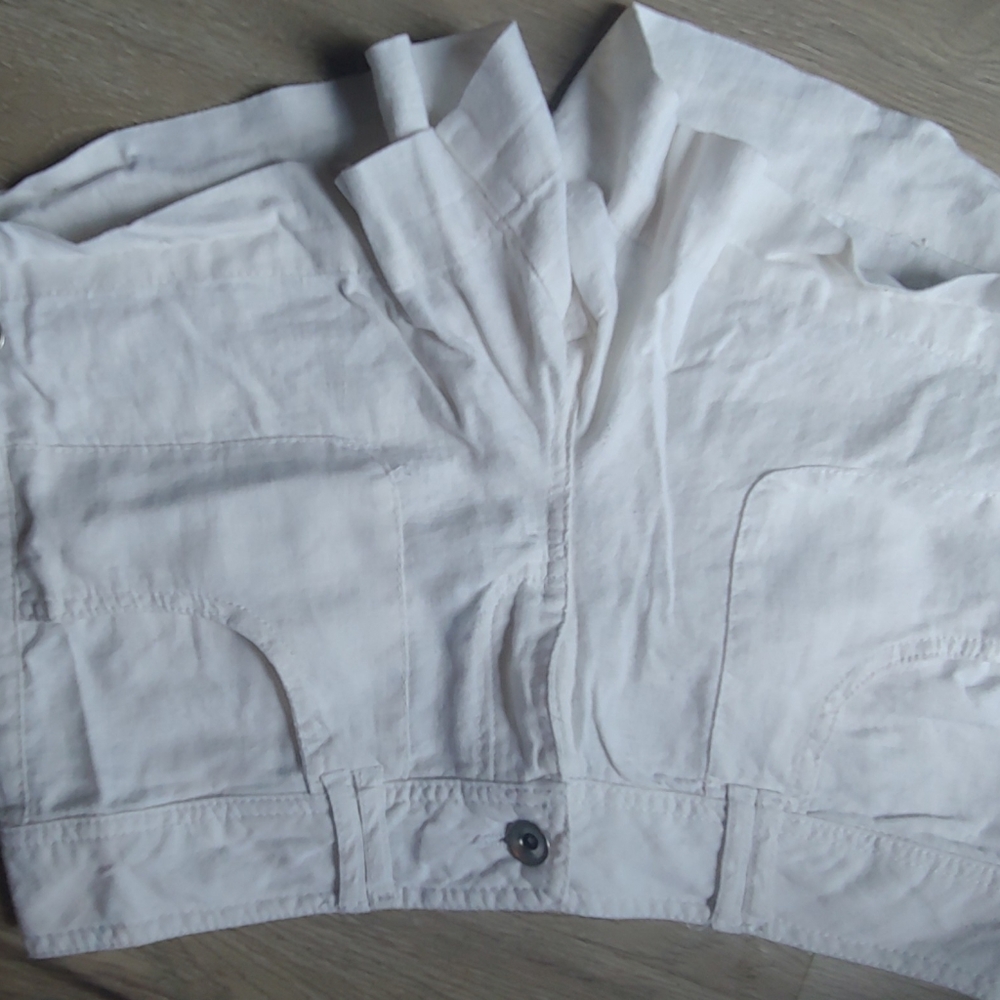 Dollhouse white Shorts Juniors Size 7